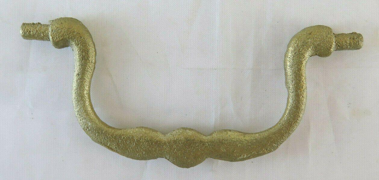 6 MANIGLIE PER MOBILI ANTICHI BRONZO ORO ARTIGIANALI FERRAMENTA ACCESSORI CH30 - Belbello Antiques