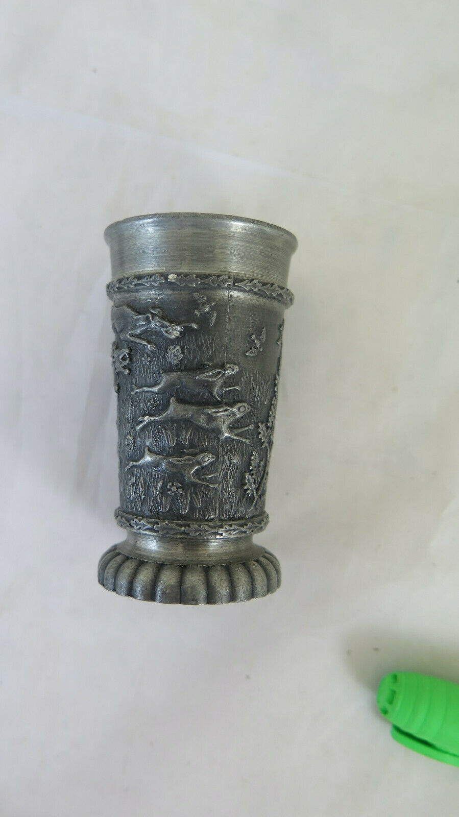 LOT OF SACRED ART OBJECTS AND VINTAGE SOUVENIRS IN CHISELLED METAL ANIMALS BM48