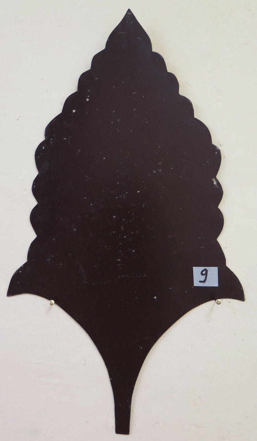 ANCIENT FRIEZE PAINTED ON IRON AND ENGRAVED WITH A BULIN FLORAL STYLE FLOWERS CH13 9