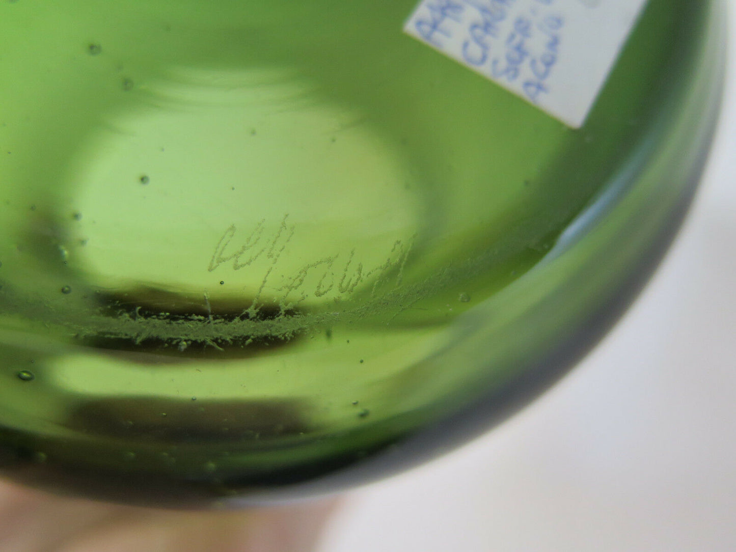 CARAFFA IN VETRO VERDE ART DECò DECO' CON BOLLE D'ARIA AD INCLUSIONE FIRMATA R85 - Belbello Antiques