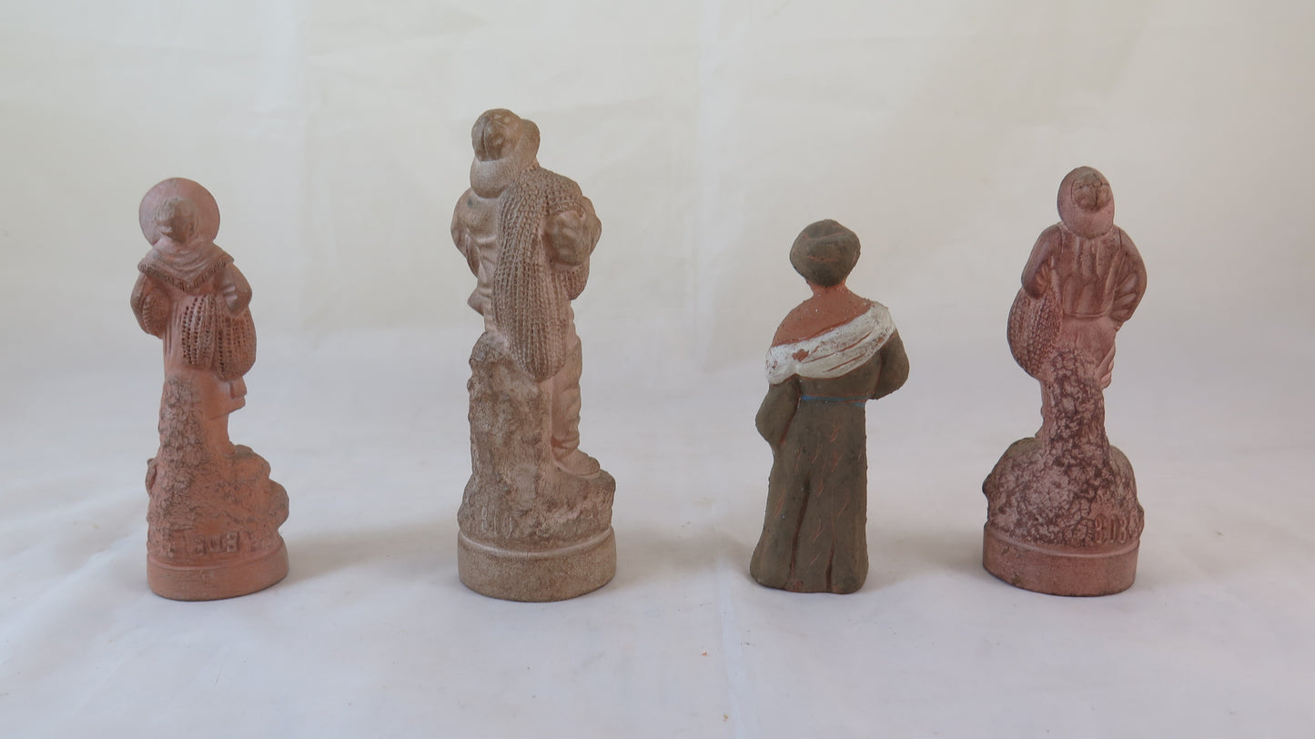 4 VECCHIE STATUINE IN TERRACOTTA PERSONAGGI SCULTURA STATUA COLLEZIONE BM18