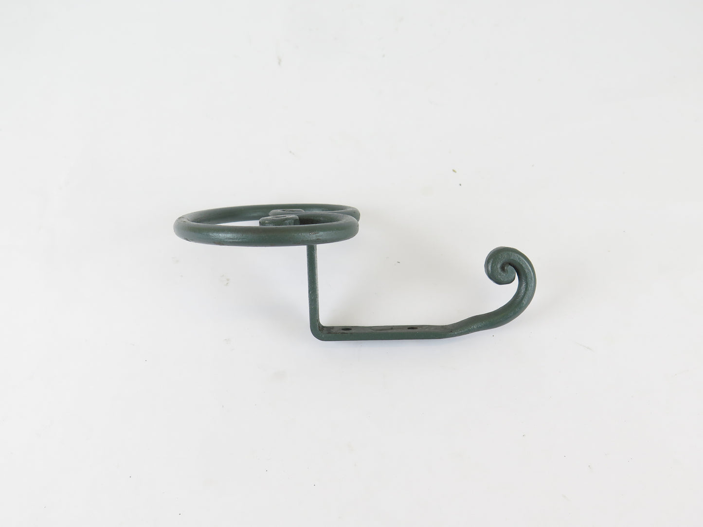 DUE ATTACCAPANNI DA PARETE IN FERRO BATTUTO FORGIATO MANO VINTAGE CH2 CH37