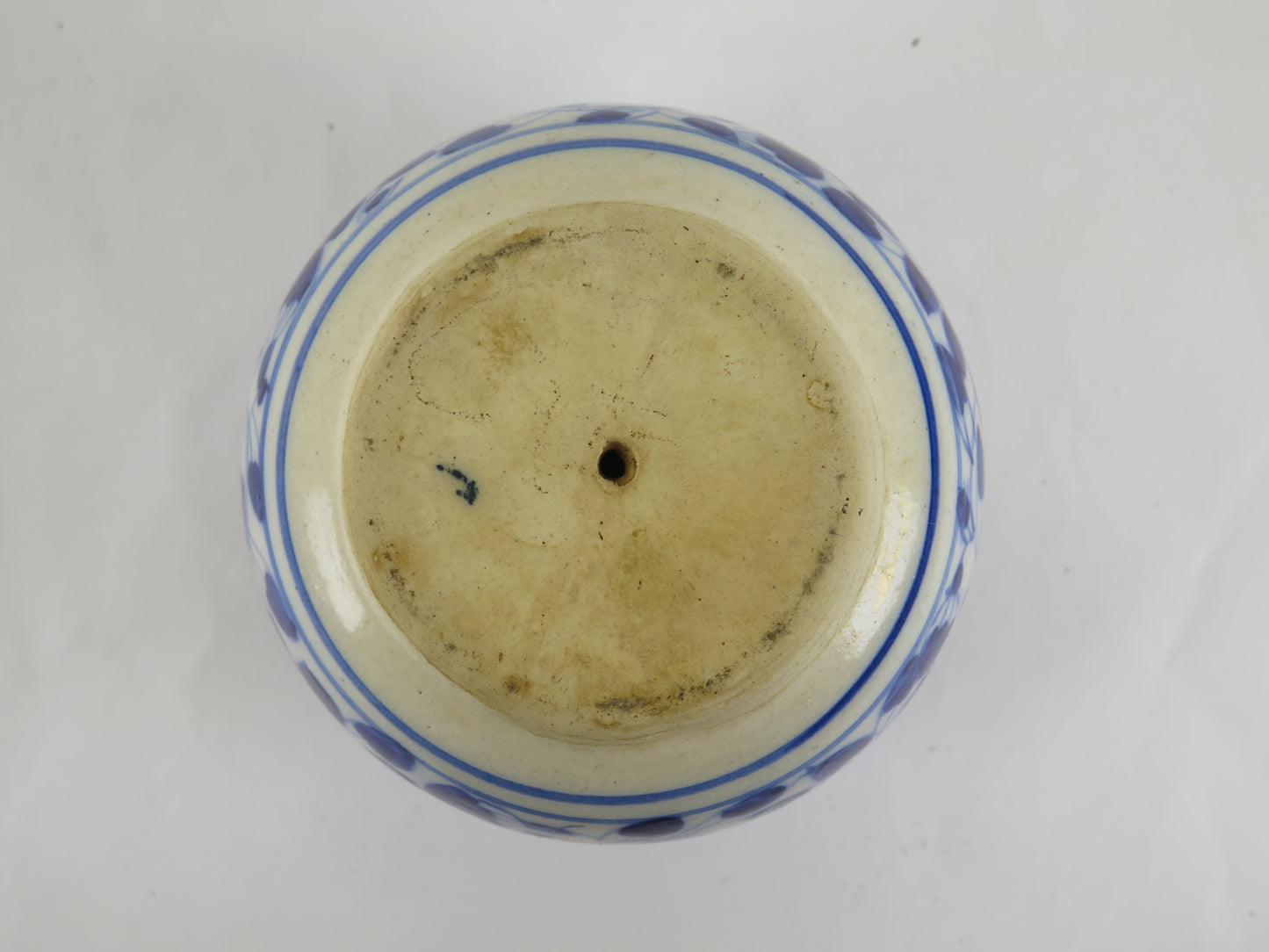 ANTIQUE VASE CERAMIC VASE WHITE BLUE HAND PAINTED CACHE POT FLOWER BOX VS5