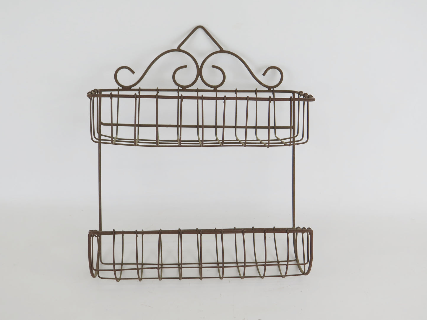 OLD METAL STORAGE RACK KITCHEN WALL UNIT BASKET MESH BASKET BA1