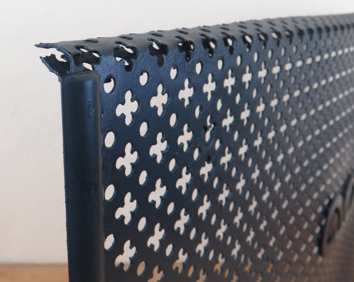 PARASCINTILLE DA CAMINO IN FERRO BATTUTO LAVORATO TRAFORO VECCHIO FATTO MANO CH