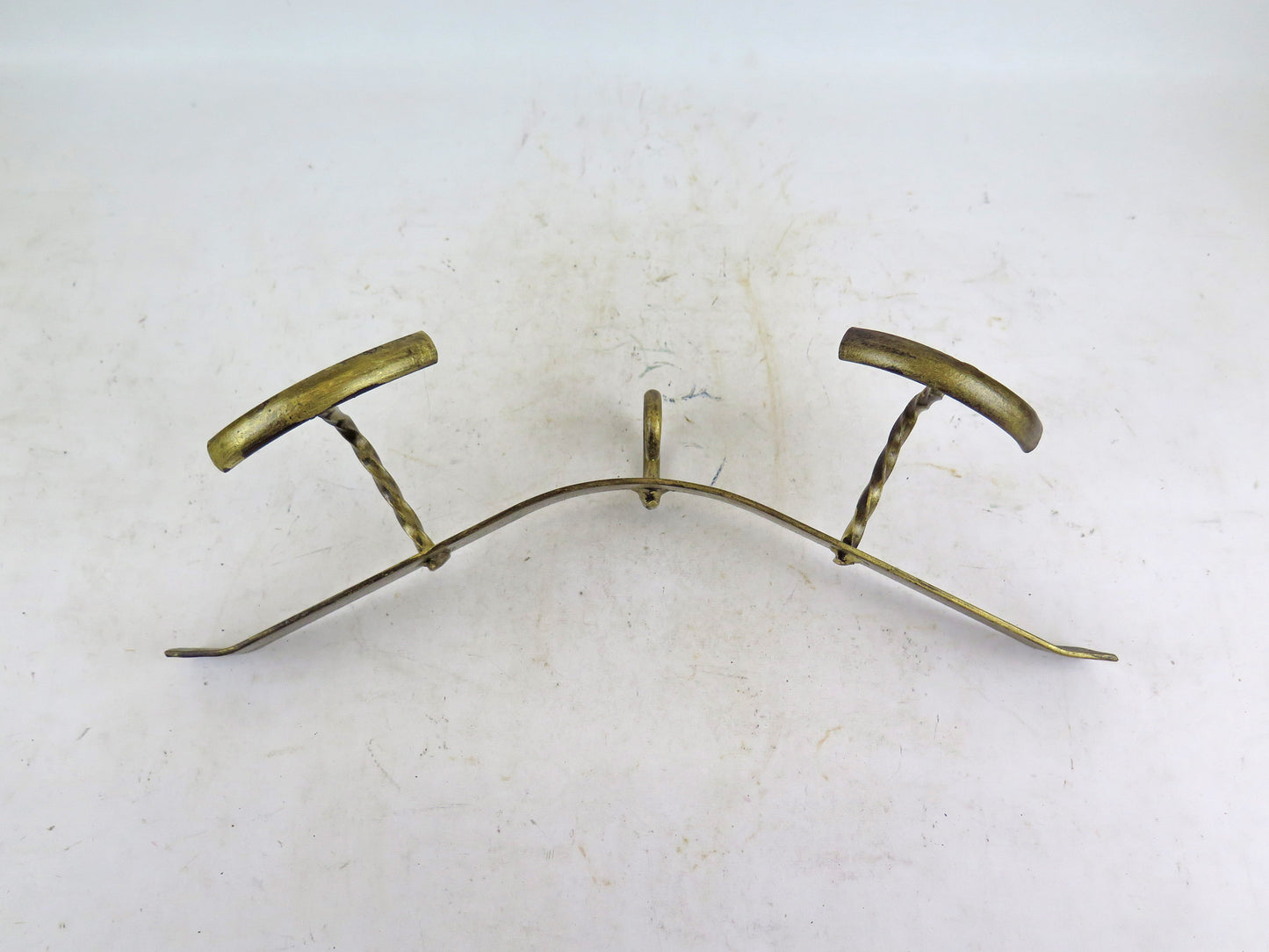 ATTACCAPANNI DA PARETE FERRO BATTUTO DORATO CON 2 GANCI APPENDIABITI VINTAGE CH2