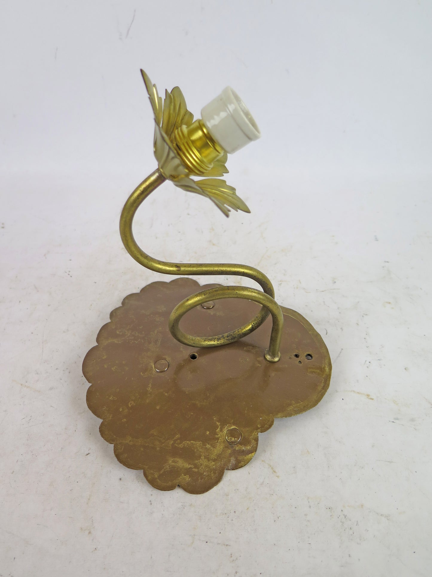 OLD WALL LIGHT IN WROUGHT IRON A FLAME WALL LIGHT CH38 WALL LAMP