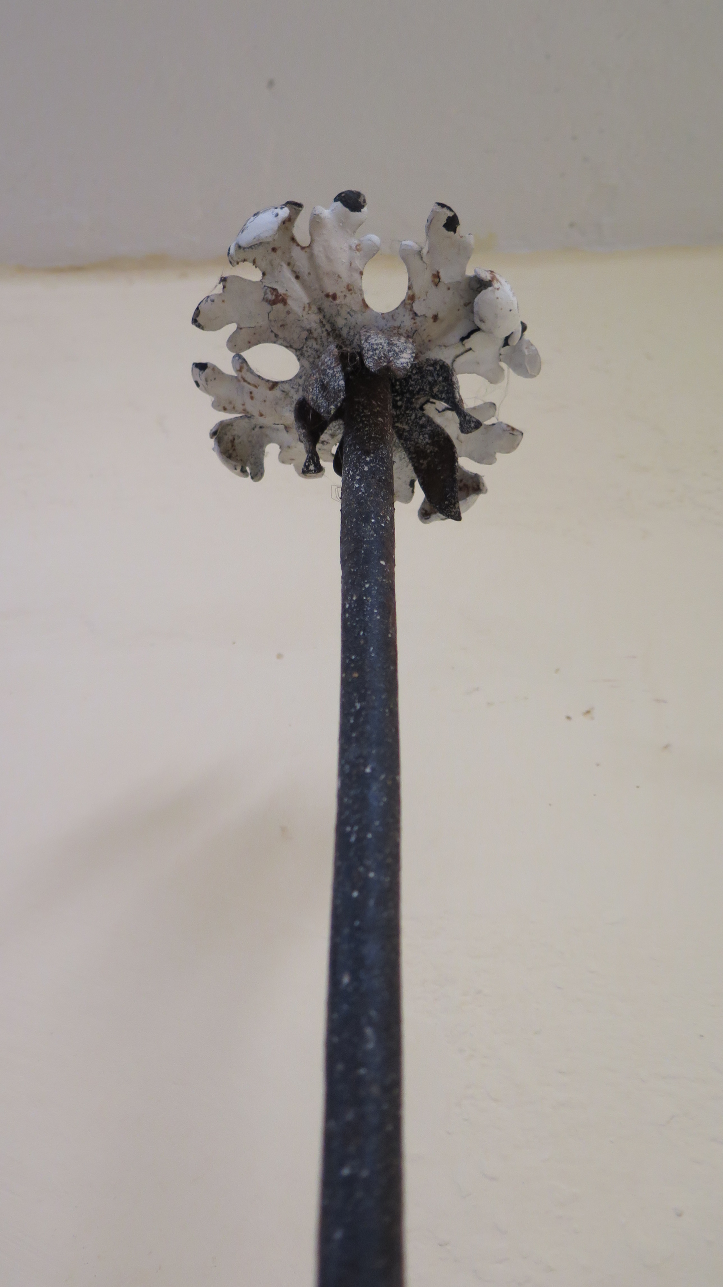 h220 LARGE HIGH WROUGHT IRON CHANDELIER IDEAL FOR HIGH CEILINGS