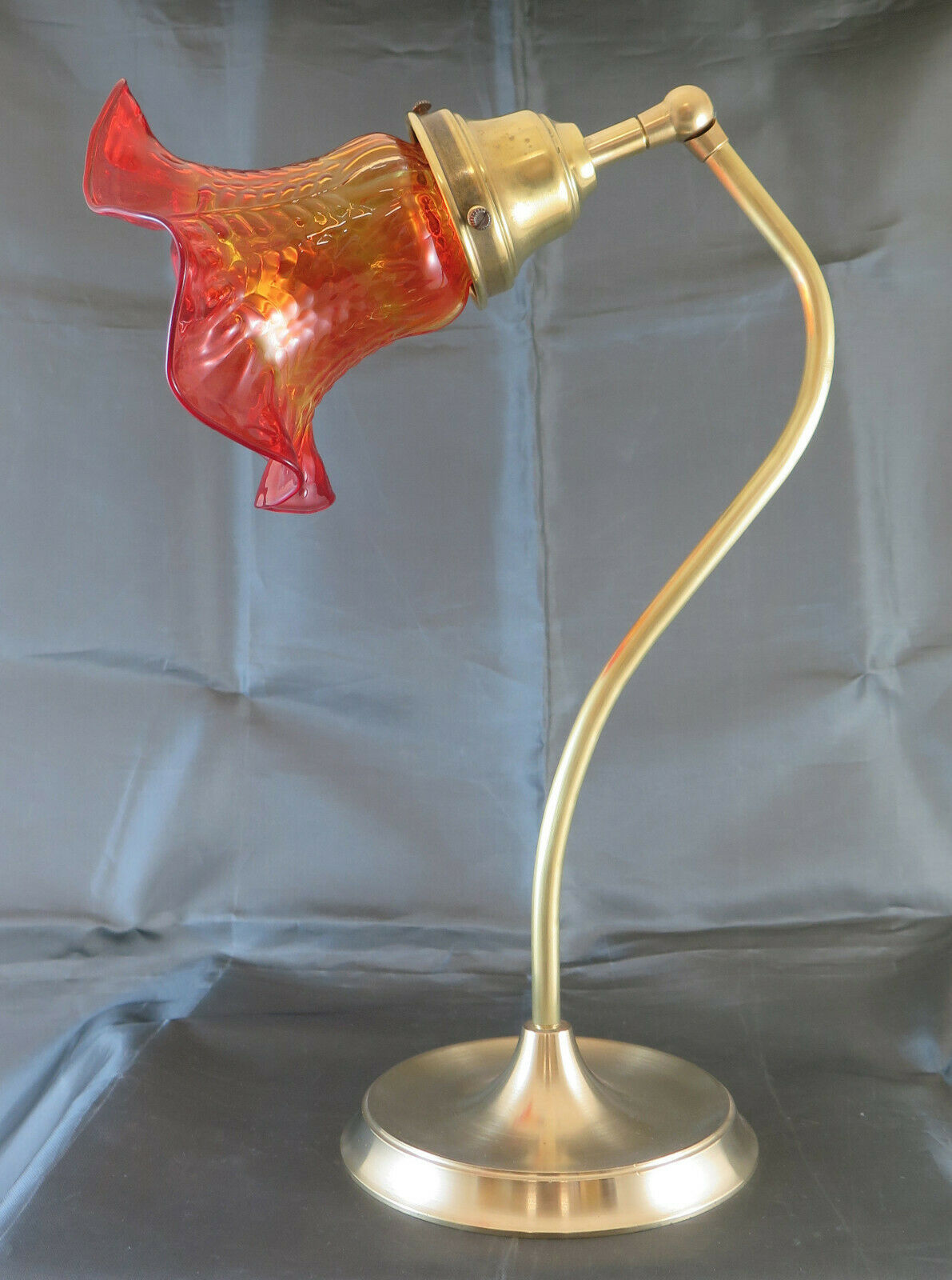 ABAT-JOUR DESK TABLE LAMP IN VINTAGE BRASS HANDMADE CH1 