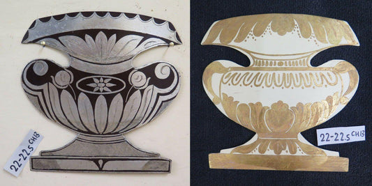 COPPIA DI VECCHI FREGI IN FERRO A FORMA DI VASO DIPINTI ED INCISI CH13 64 65 - Belbello Antiques