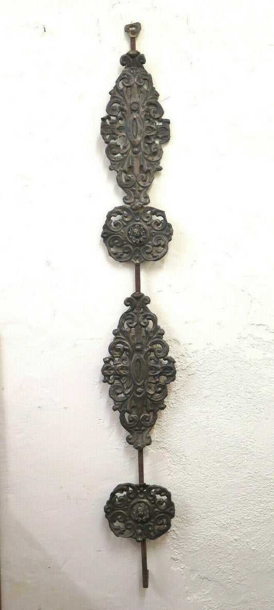 ANCIENT WALL FRIEZE IN EMBOSSED METAL WITH BAROQUE MOTIF CH33 