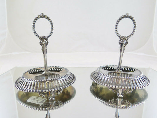 ANTICA COPPIA DI OLIERE PORTASALE IN SHEFFIELD INGHILTERRA MATA' NOVECENTO R23