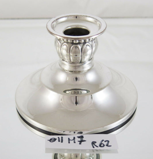 OLD CANDLESTICK LIE CANDLE HOLDER IN SILVER METAL TYPE SHEFFILED R62