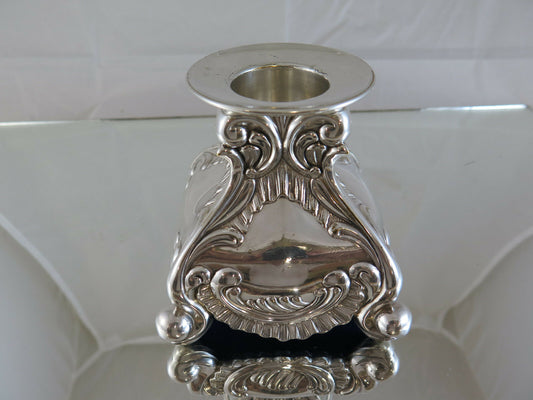 ELEGANTE CANDELIERE LUME IN METALLO ARGENTATO PRIMO NOVECENTO BAROCCO R58 - Belbello Antiques