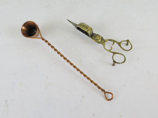 ANTIQUE CANDLE EXTINGUISHER SCISSORS AND FIXED HEAD CANDLE EXTINGUISHER R146