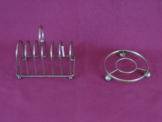 TOAST HOLDER UNDER VINTAGE METAL COFFEE MAKER 50'S KITCHEN R142