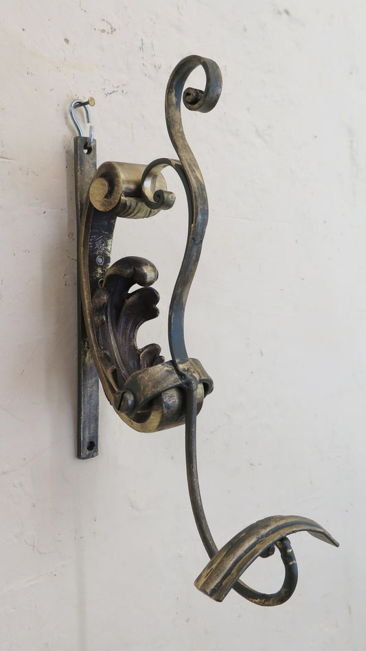 VECCHIO ATTACCAPANNI DA PARETE IN BRONZO AD UN GANCIO STILE BAROCCO CH15