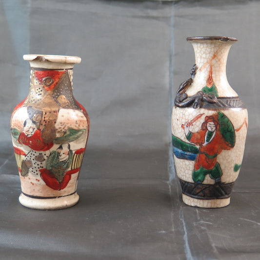 TWO ANTIQUE JAPANESE CERAMIC VASES SATSUMA VASES JAPAN ASIA BM25